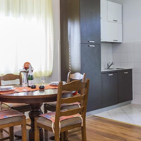 Apartment Amber Koromačno Oda fotoğraf