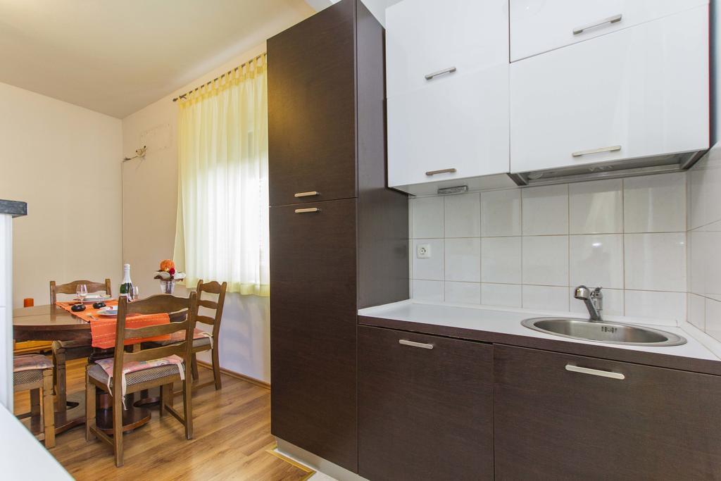 Apartment Amber Koromačno Oda fotoğraf